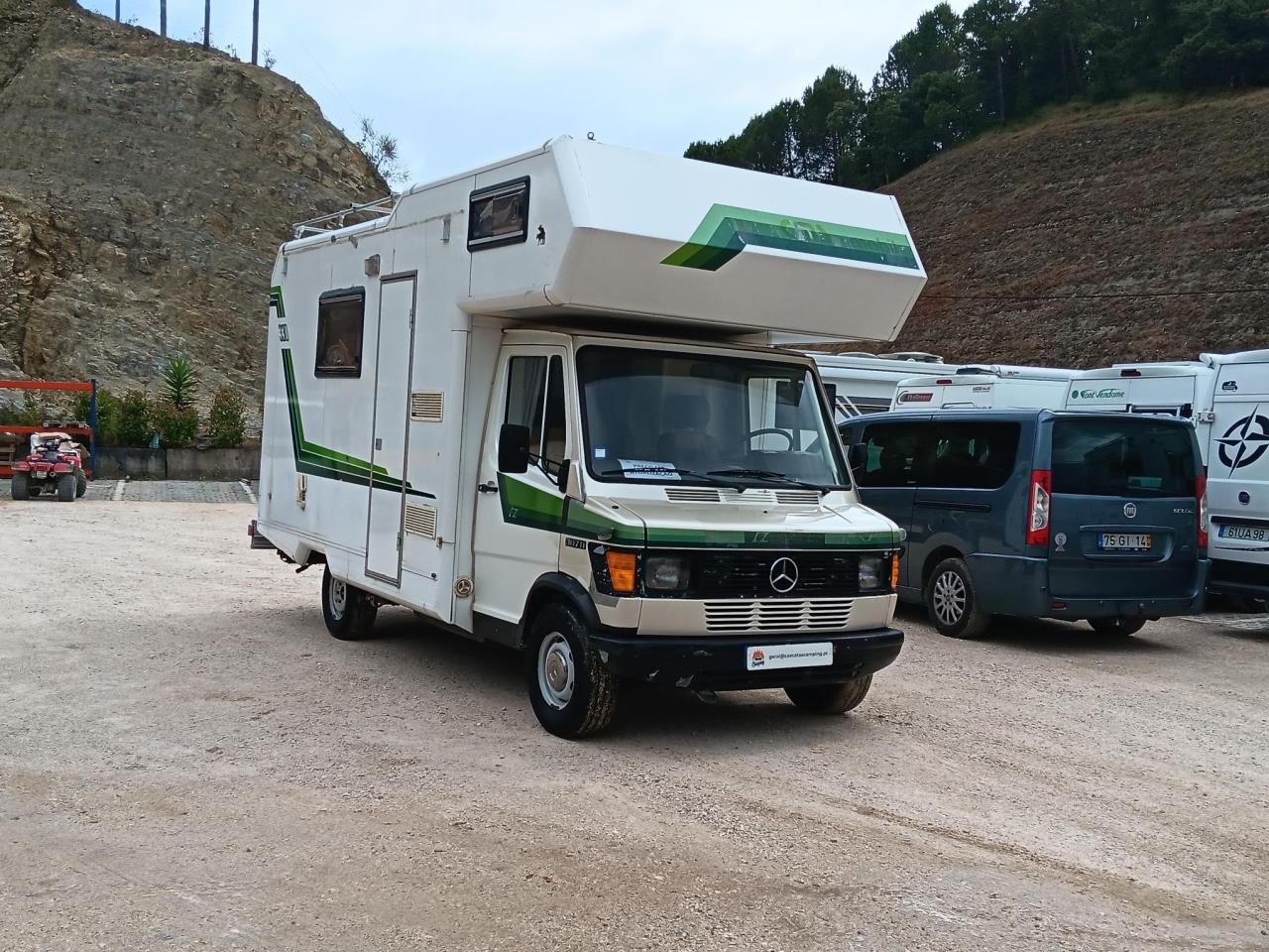 Mercedes-Benz 307D